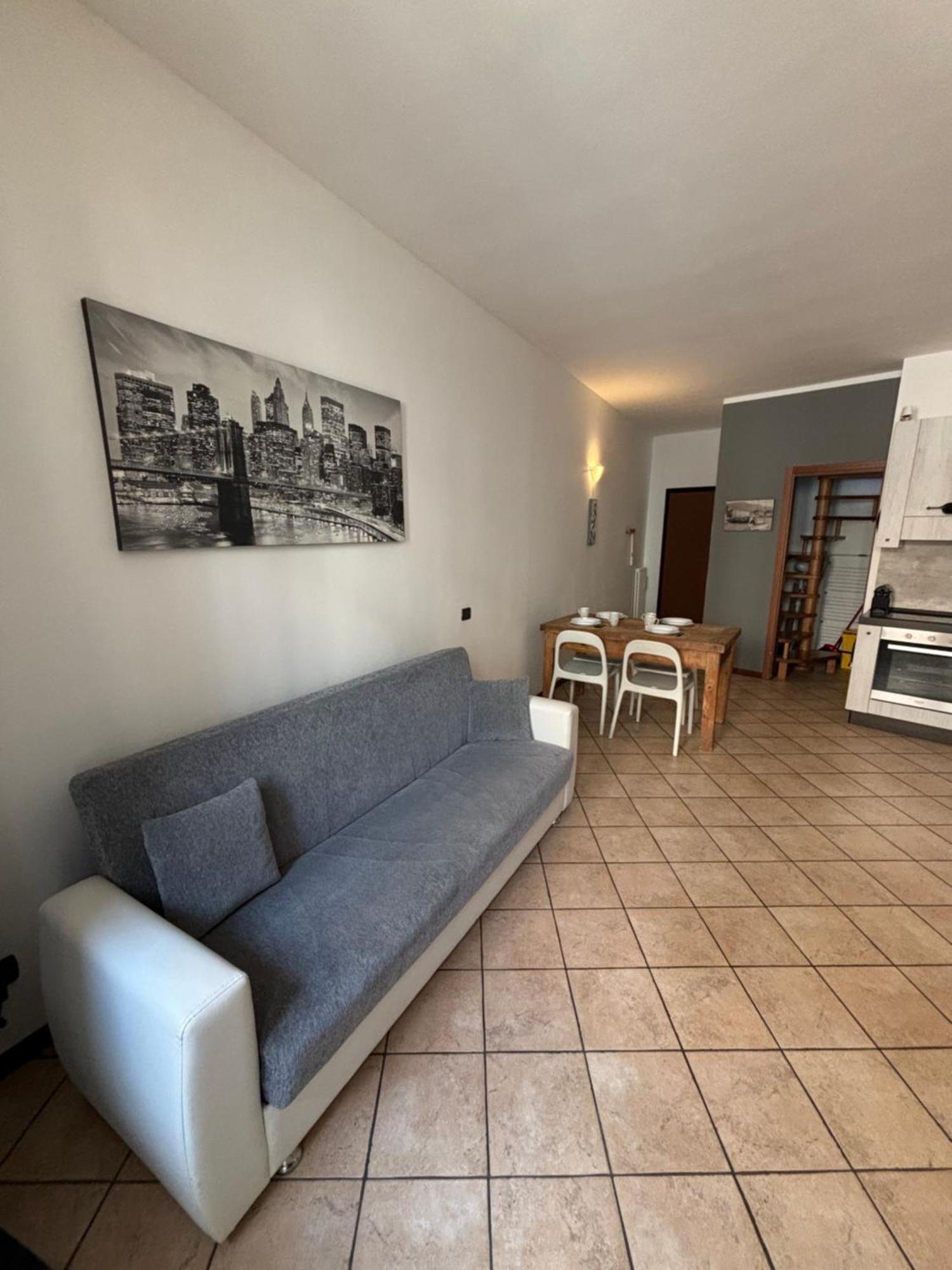 La Casa Di Ale Lägenhet Lecco Exteriör bild